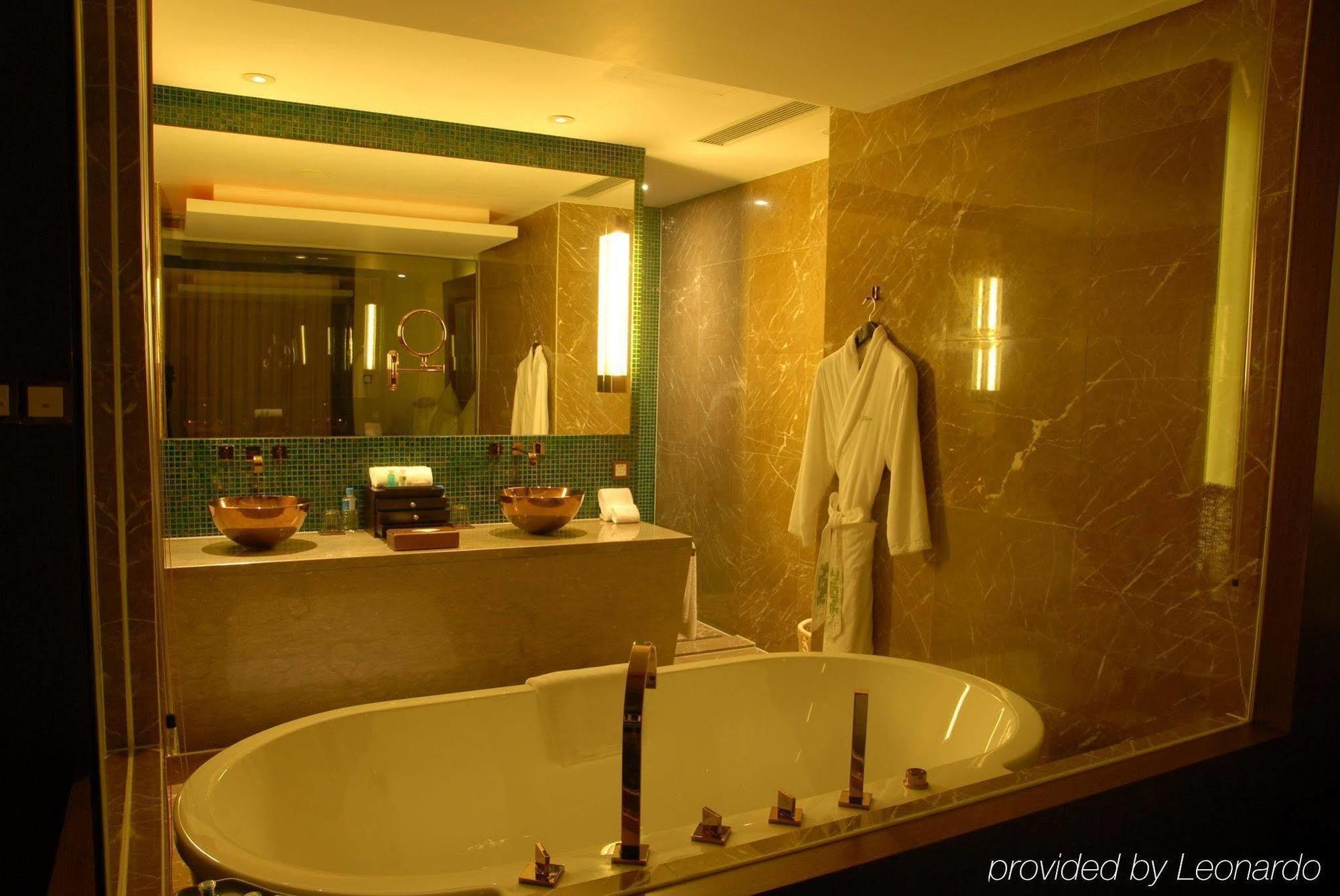 Pudi Boutique Hotel Fuxing Park Shanghai Room photo